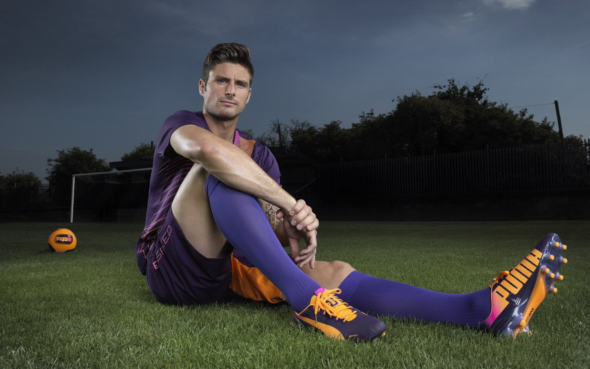 华体会体育官方-特色足球赛事频繁举办，推动全民体育热潮持续升温，足球特色活动方案