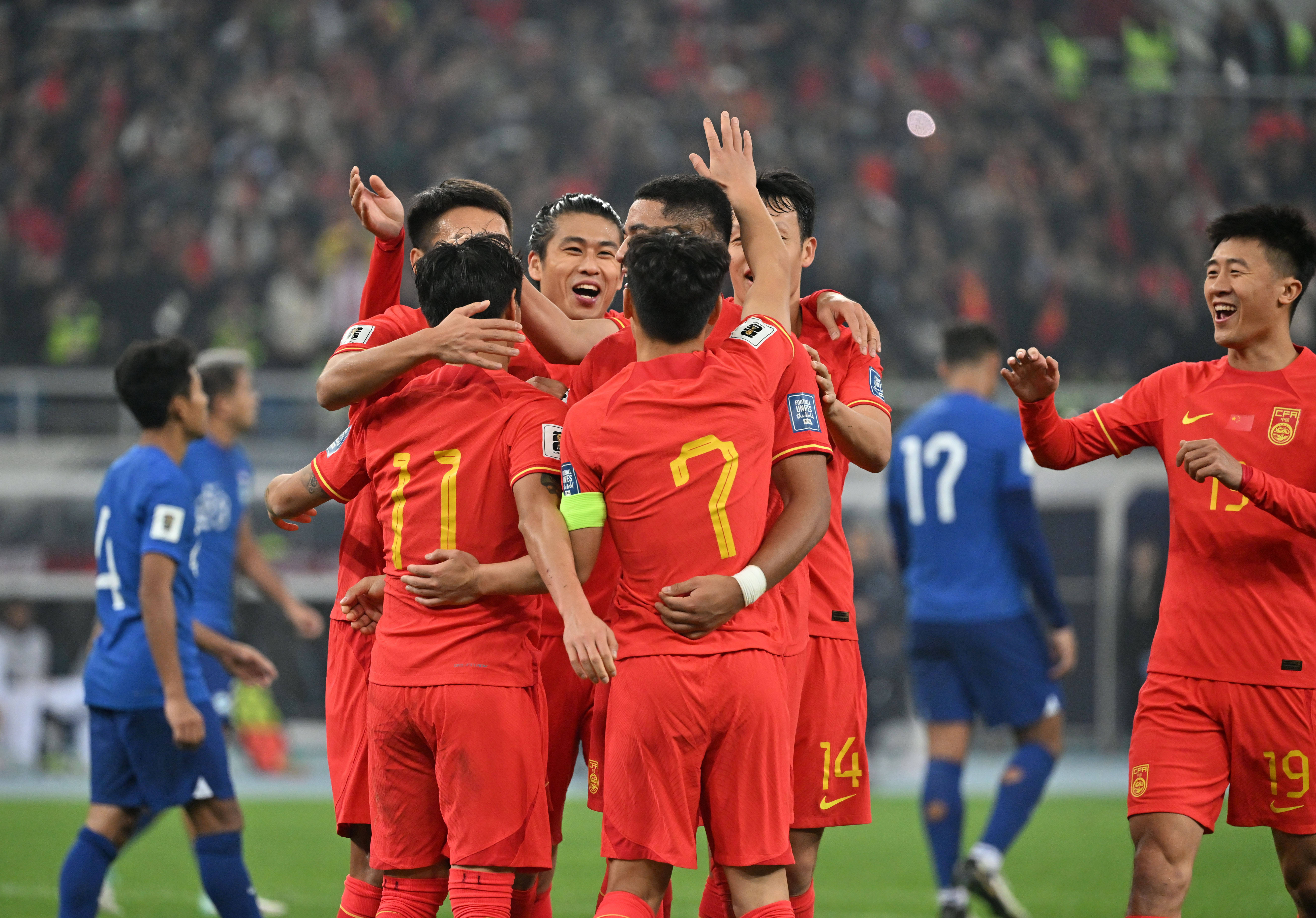 华体会app安装-2002世界杯20周年：中国足球的巅峰与低谷的简单介绍