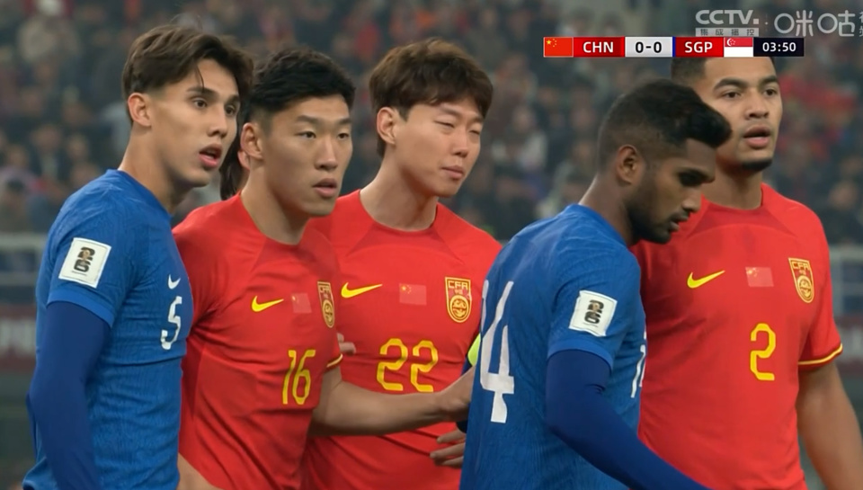 华体会手机在线-武磊双响+造点！国足3-0大胜新加坡的简单介绍